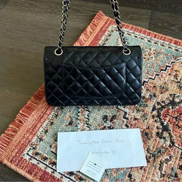 Chanel Classic Vintage Medium Double Flap Bag - Picture 4 of 12